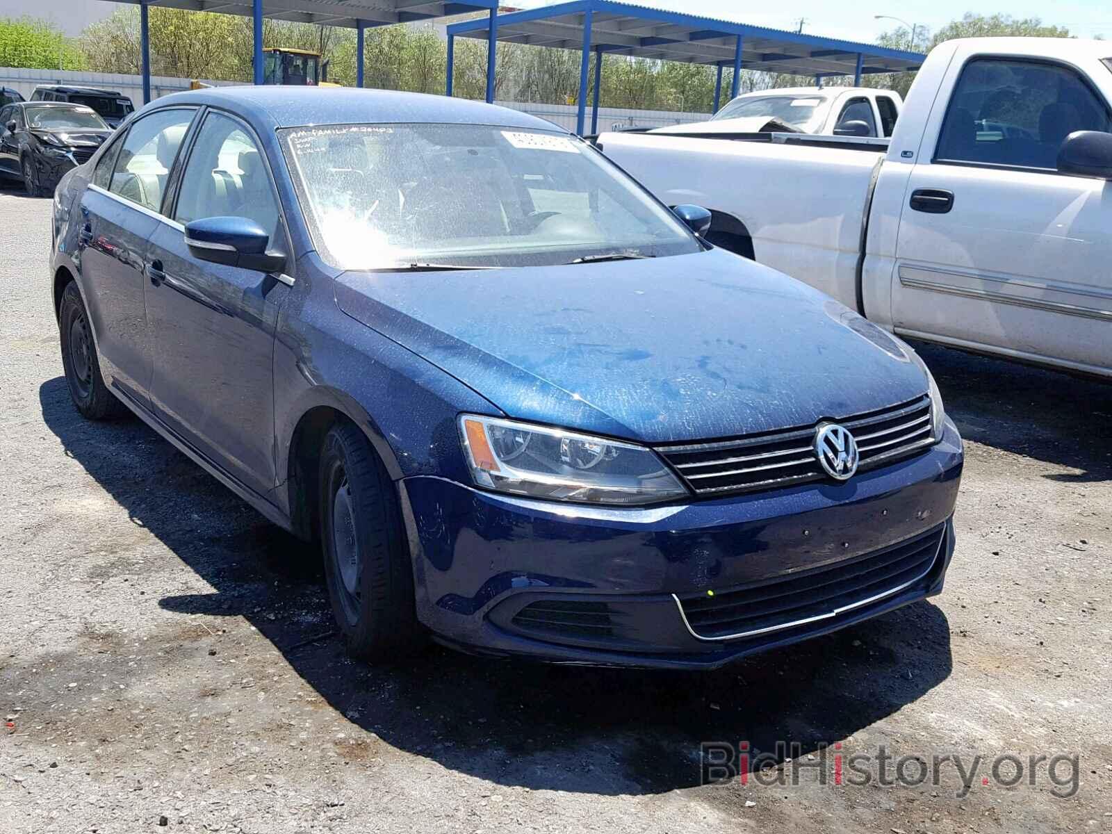 Фотография 3VWDP7AJ6DM400349 - VOLKSWAGEN JETTA 2013