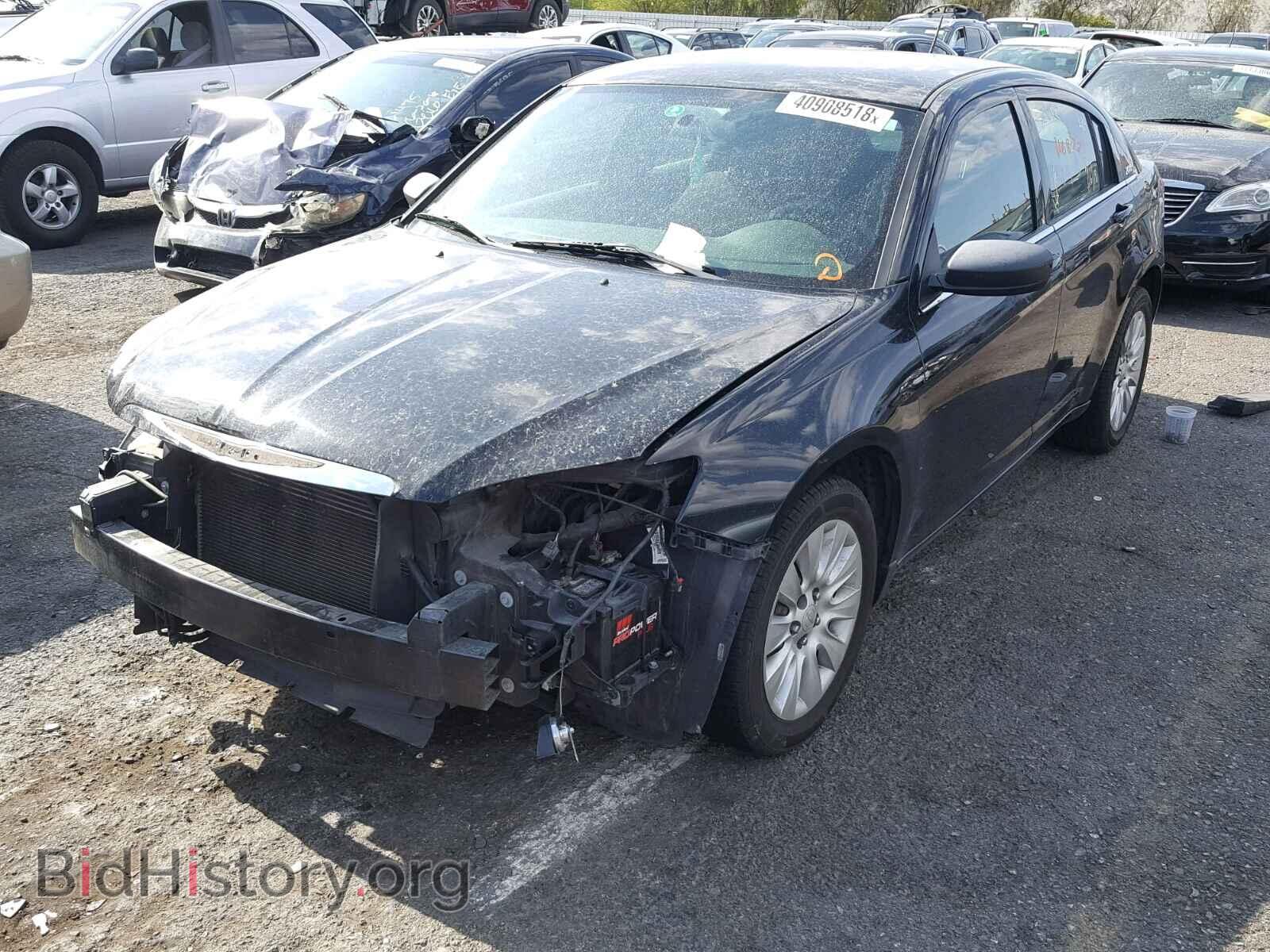 2012 CHRYSLER 200 - VIN: 1C3CCBABXCN261809 - Фото 2