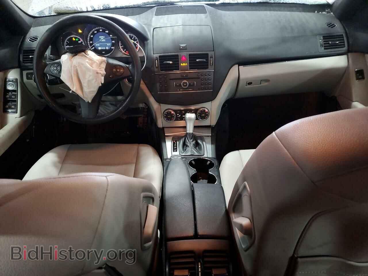 2011 MERCEDES-BENZ C-CLASS - VIN: WDDGF5EB7BA427490 - Фото 8