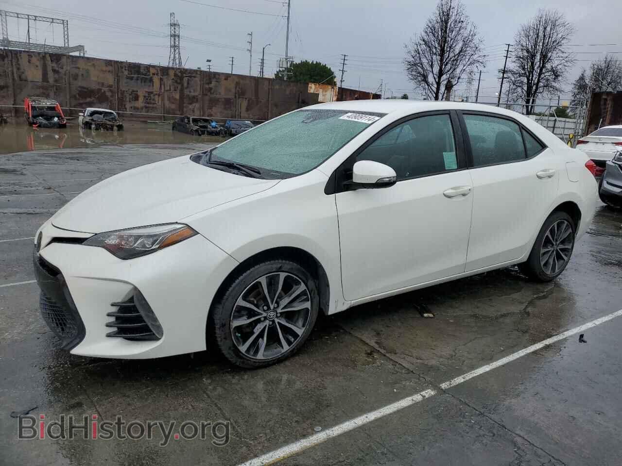 Photo 5YFBURHE5HP656679 - TOYOTA COROLLA 2017