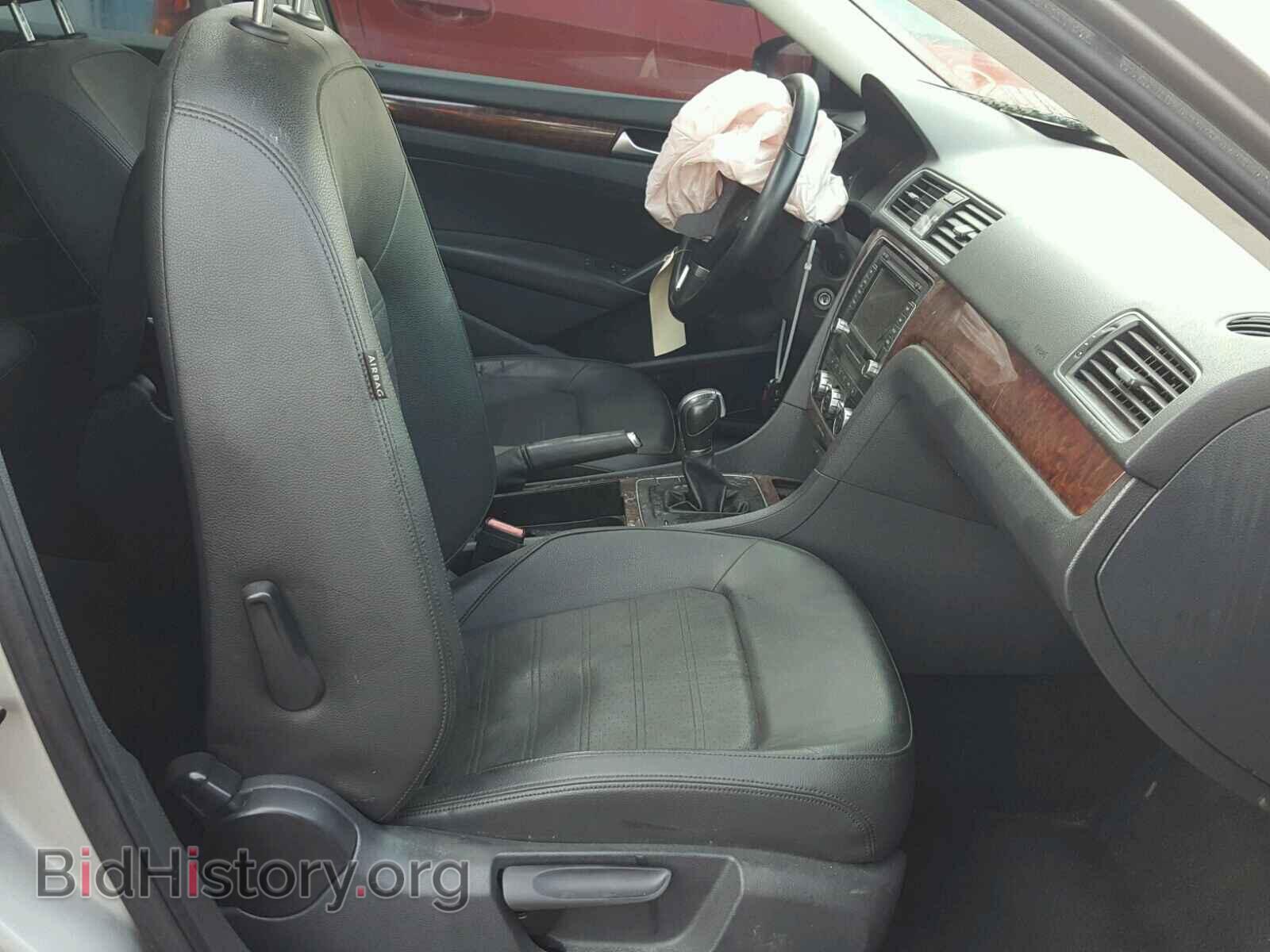 2012 VOLKSWAGEN PASSAT - VIN: 1VWCH7A31CC071263 - Фото 5