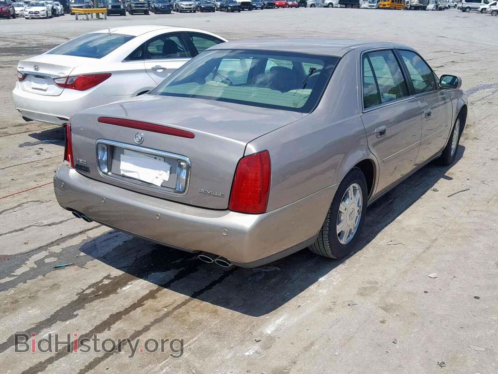2004 CADILLAC DEVILLE - VIN: 1G6KD54Y14U119963 - Photo 4