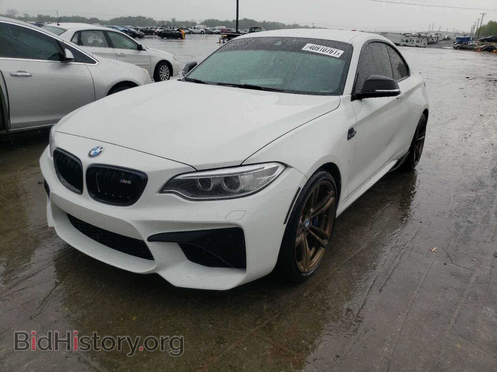 2017 BMW M2 - VIN: WBS1H9C55HV886977 - Фото 2