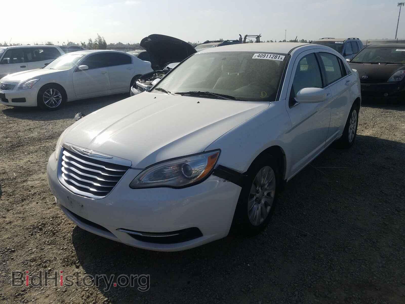 2012 CHRYSLER 200 - VIN: 1C3CCBAB9CN172507 - Фото 2