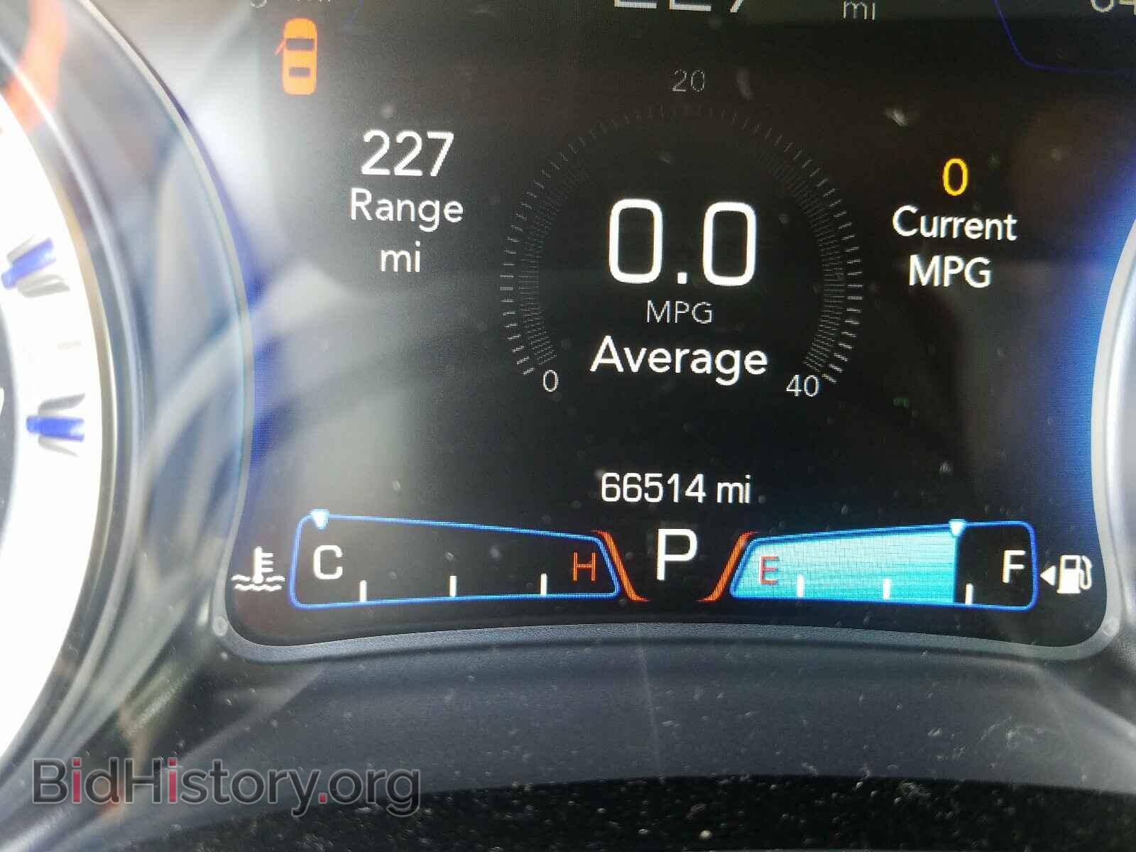2016 CHRYSLER 300 - VIN: 2C3CCAEG4GH141325 - Фото 8