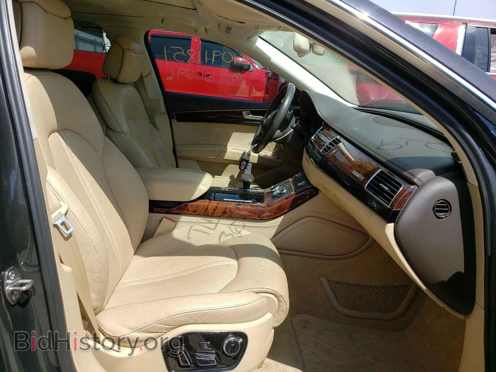 2011 AUDI A8 - VIN: WAURVAFD5BN020143 - Фото 5
