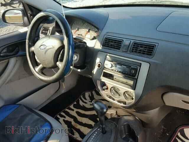 2005 FORD FOCUS - VIN: 3FAFP37N05R102548 - Фото 9