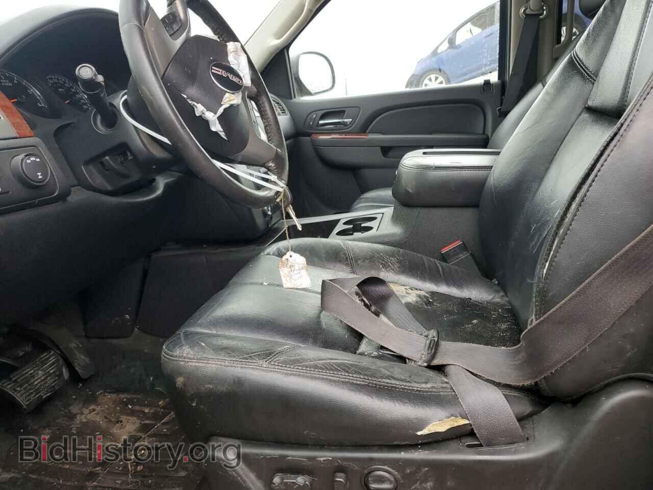 2011 GMC YUKON - VIN: 1GKS2CE09BR237635 - Photo 7