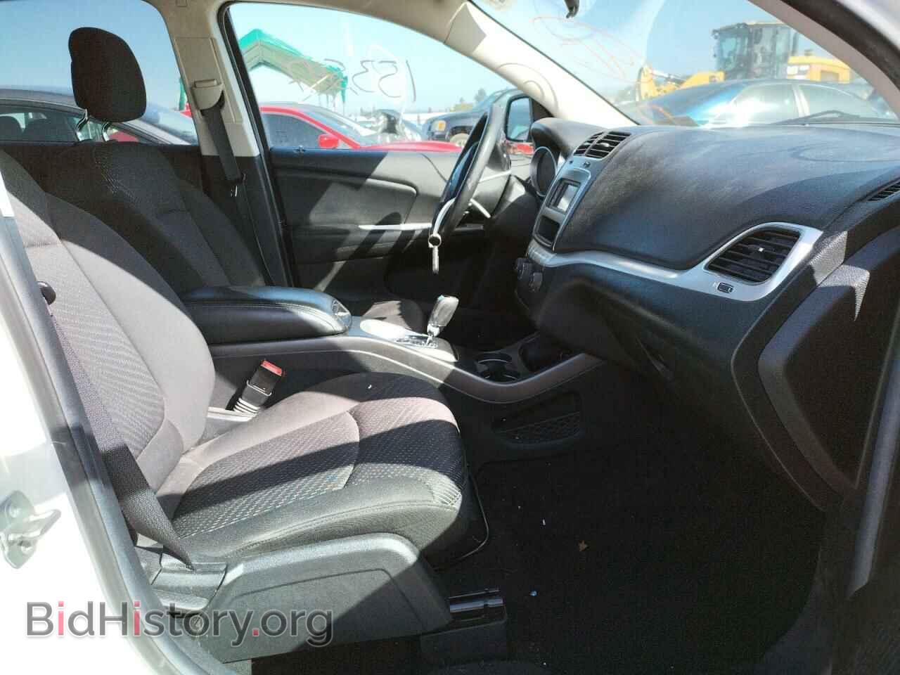 2016 DODGE JOURNEY - VIN: 3C4PDCAB2GT208740 - Фото 5