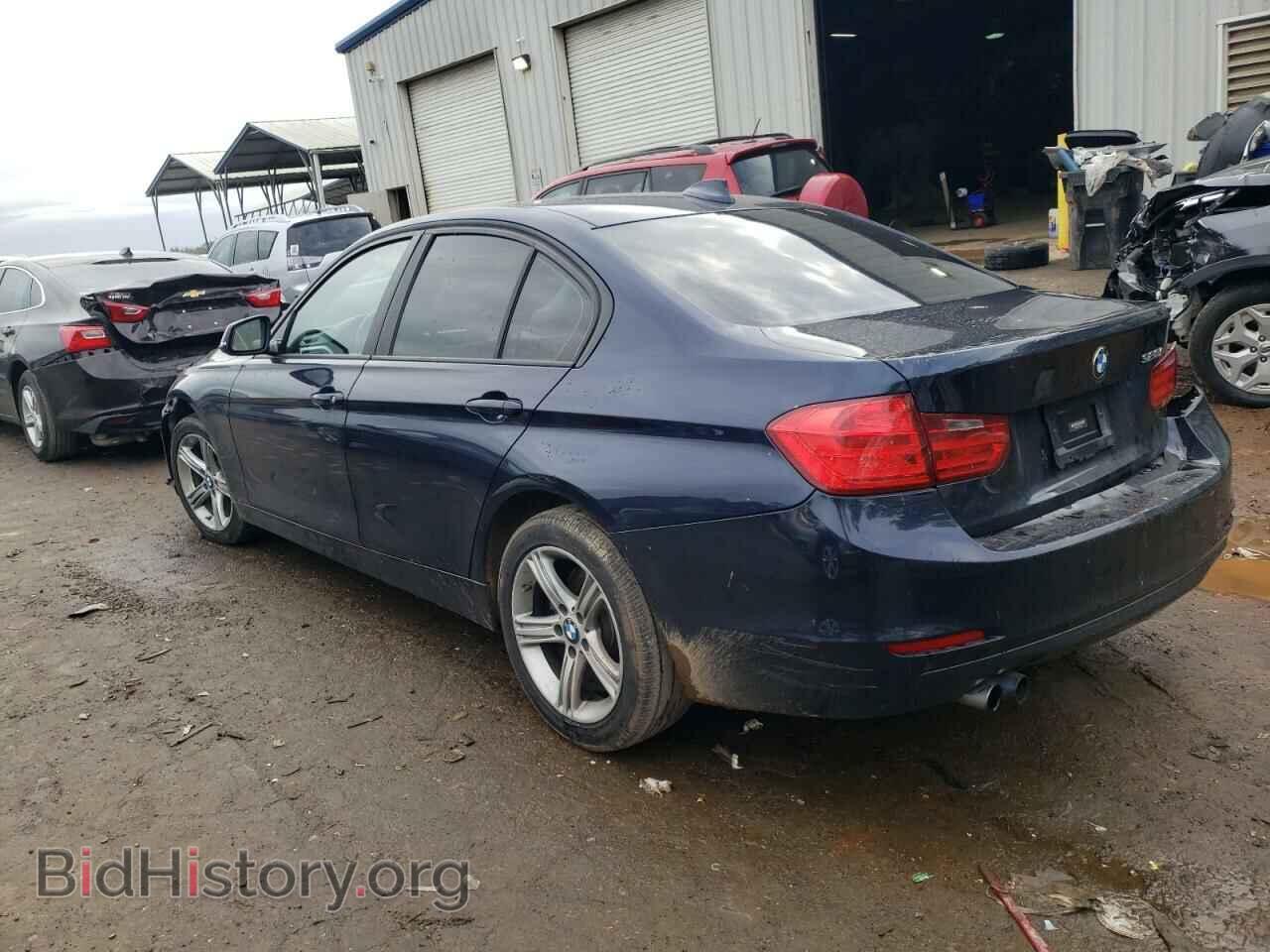 2012 BMW 3 SERIES - VIN: WBA3A5C55CF346607 - Фото 2