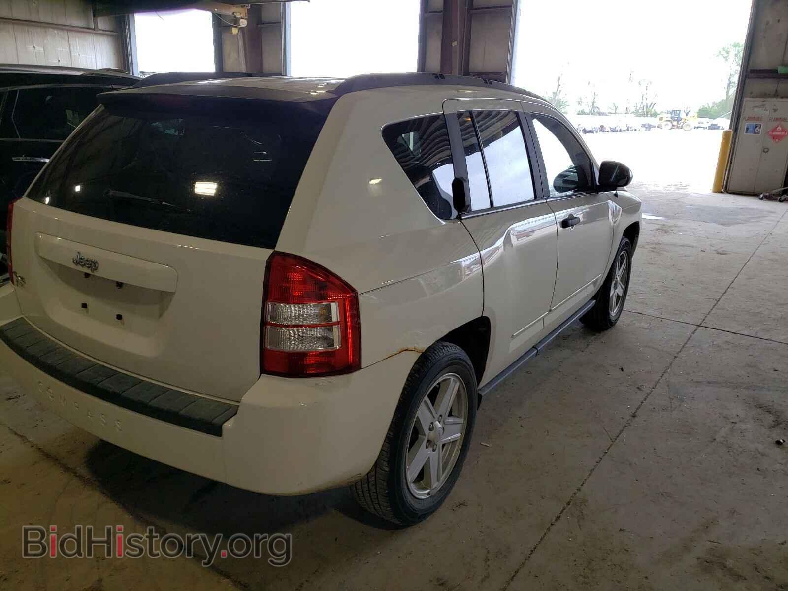 2008 JEEP COMPASS - VIN: 1J8FF47W28D513516 - Photo 4