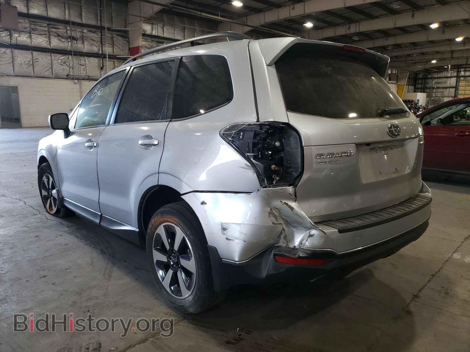 2018 SUBARU FORESTER - VIN: JF2SJAEC9JH421234 - Фото 3