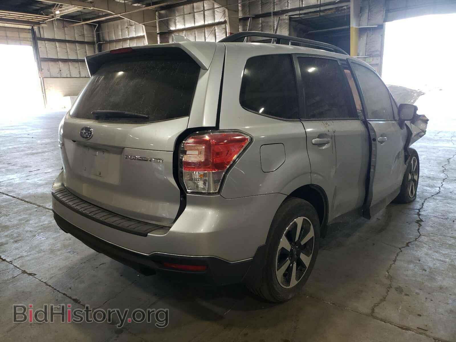 2018 SUBARU FORESTER - VIN: JF2SJAEC9JH421234 - Фото 4