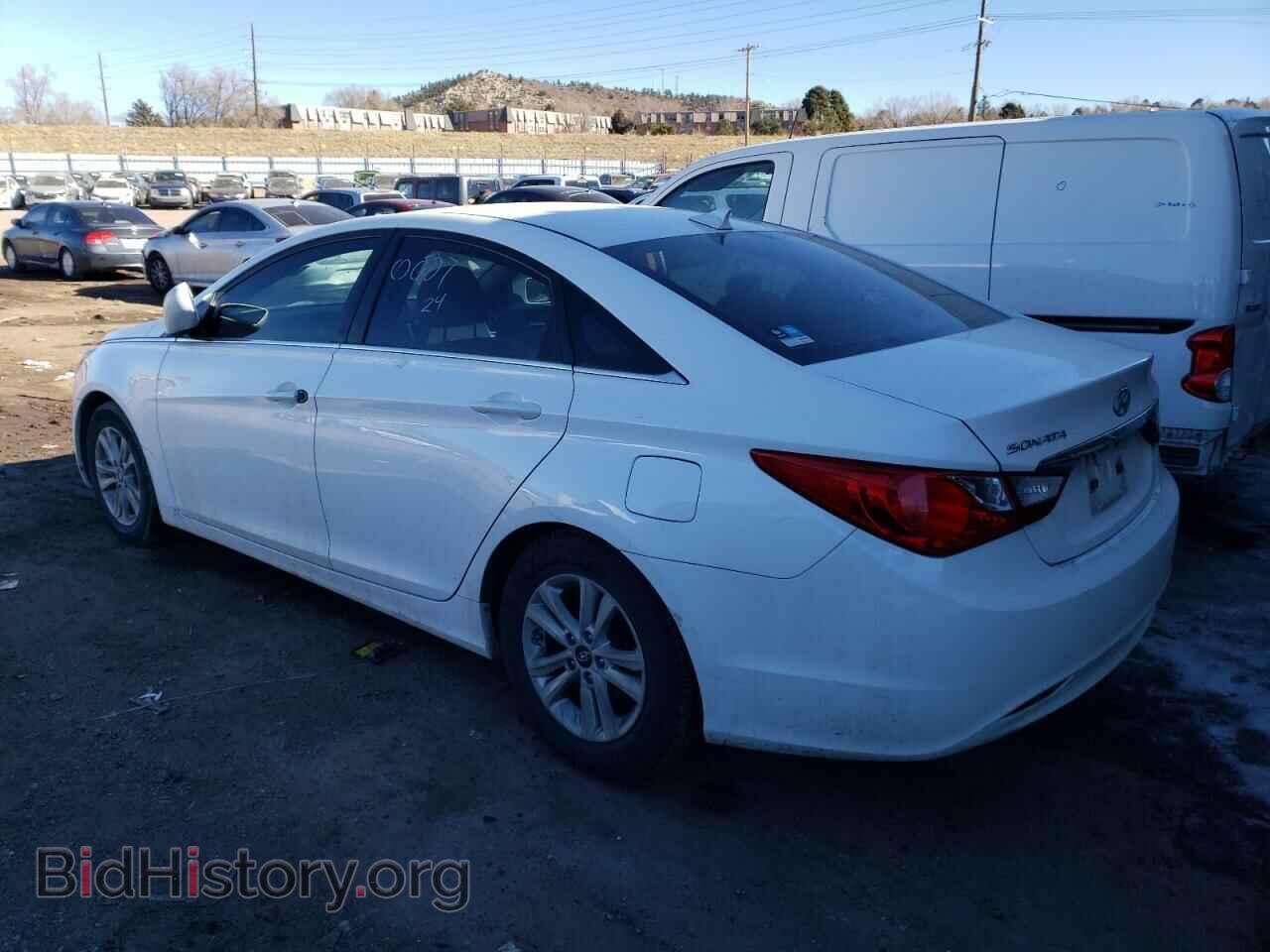 2013 HYUNDAI SONATA - VIN: 5NPEB4AC6DH759504 - Фото 2