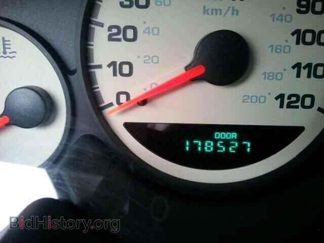 2000 DODGE NEON - VIN: 1B3ES46CXYD687535 - Фото 8