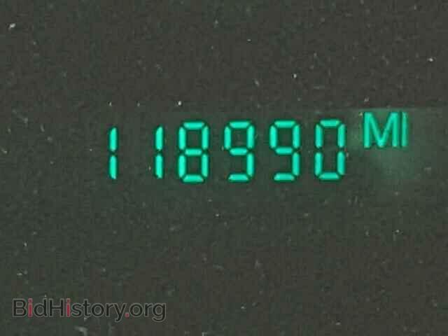 2001 CADILLAC DEVILLE - VIN: 1G6KF57921U120906 - Фото 8