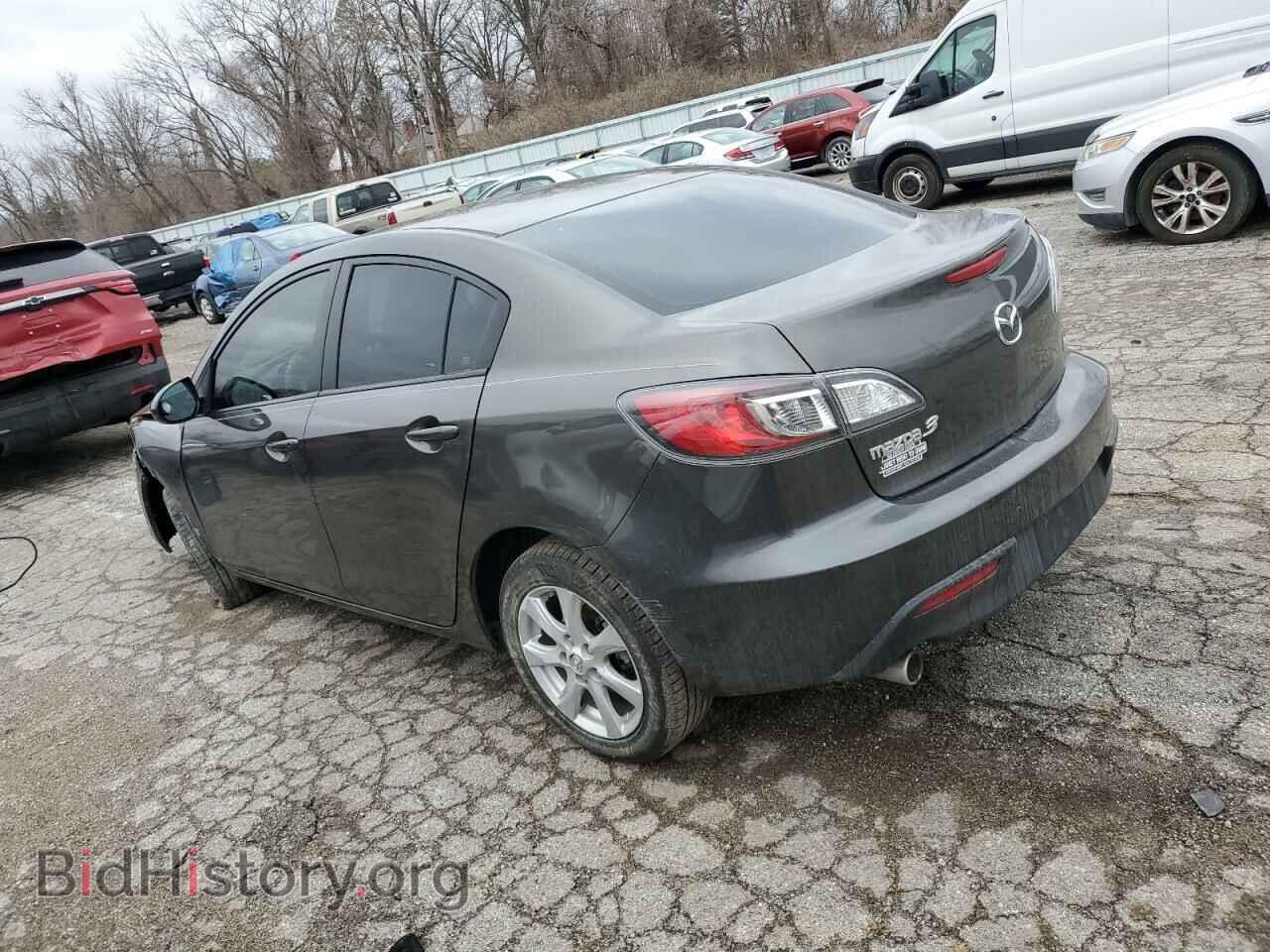 2011 MAZDA 3 - VIN: JM1BL1VF3B1367460 - Фото 2