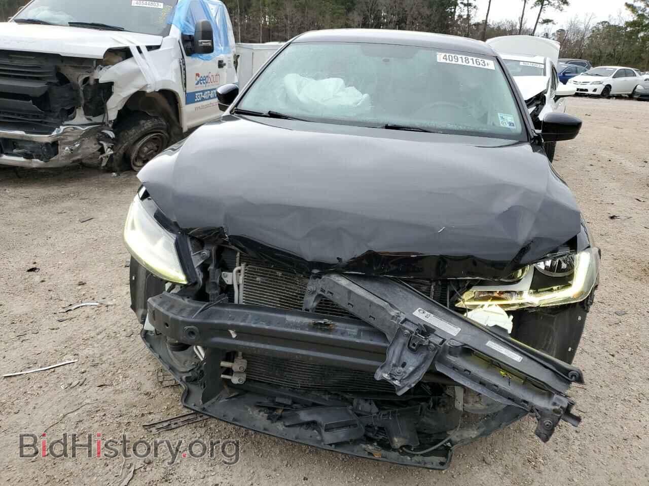 2017 VOLKSWAGEN JETTA - VIN: 3VW2B7AJ3HM380461 - Фото 5