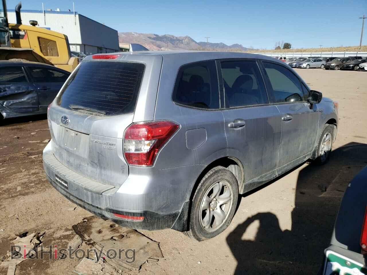 2016 SUBARU FORESTER - VIN: JF2SJAACXGH523768 - Фото 3