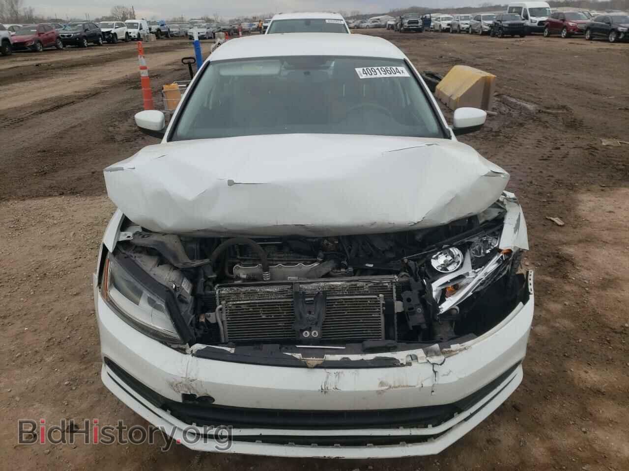 2017 VOLKSWAGEN JETTA - VIN: 3VW2B7AJ1HM406720 - Фото 5