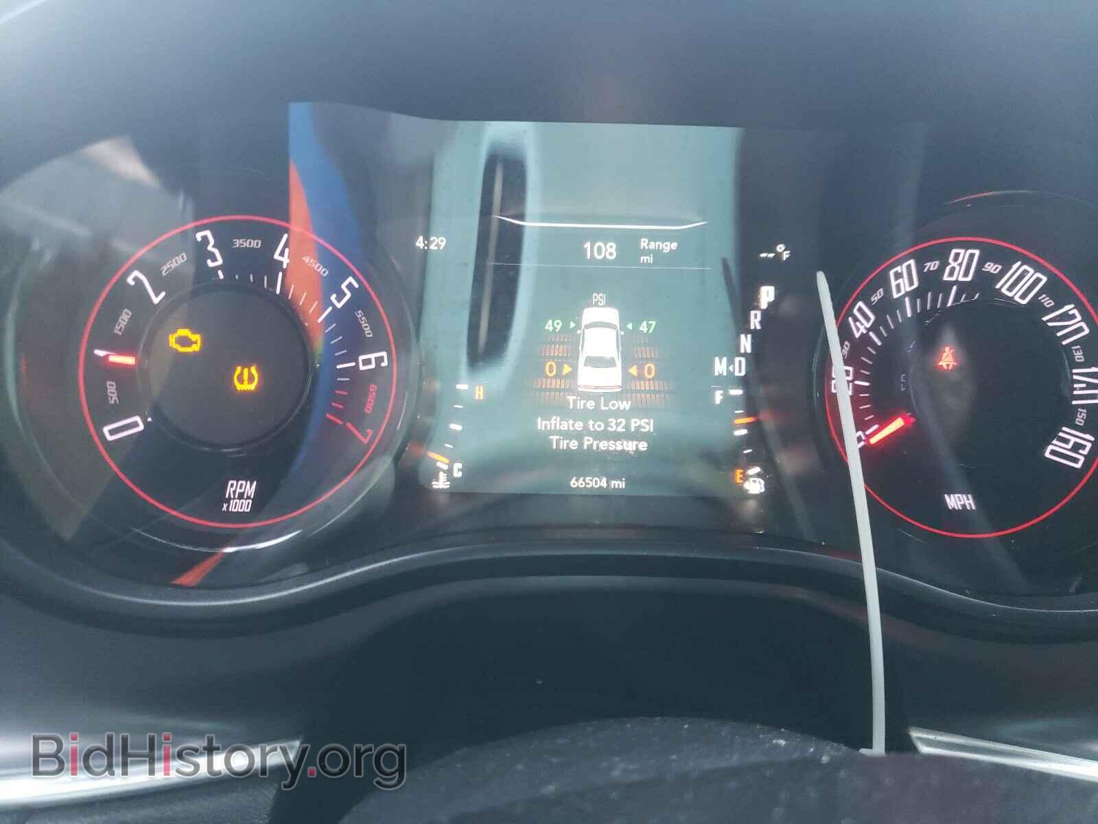2016 DODGE CHALLENGER - VIN: 2C3CDZAG6GH200084 - Photo 8