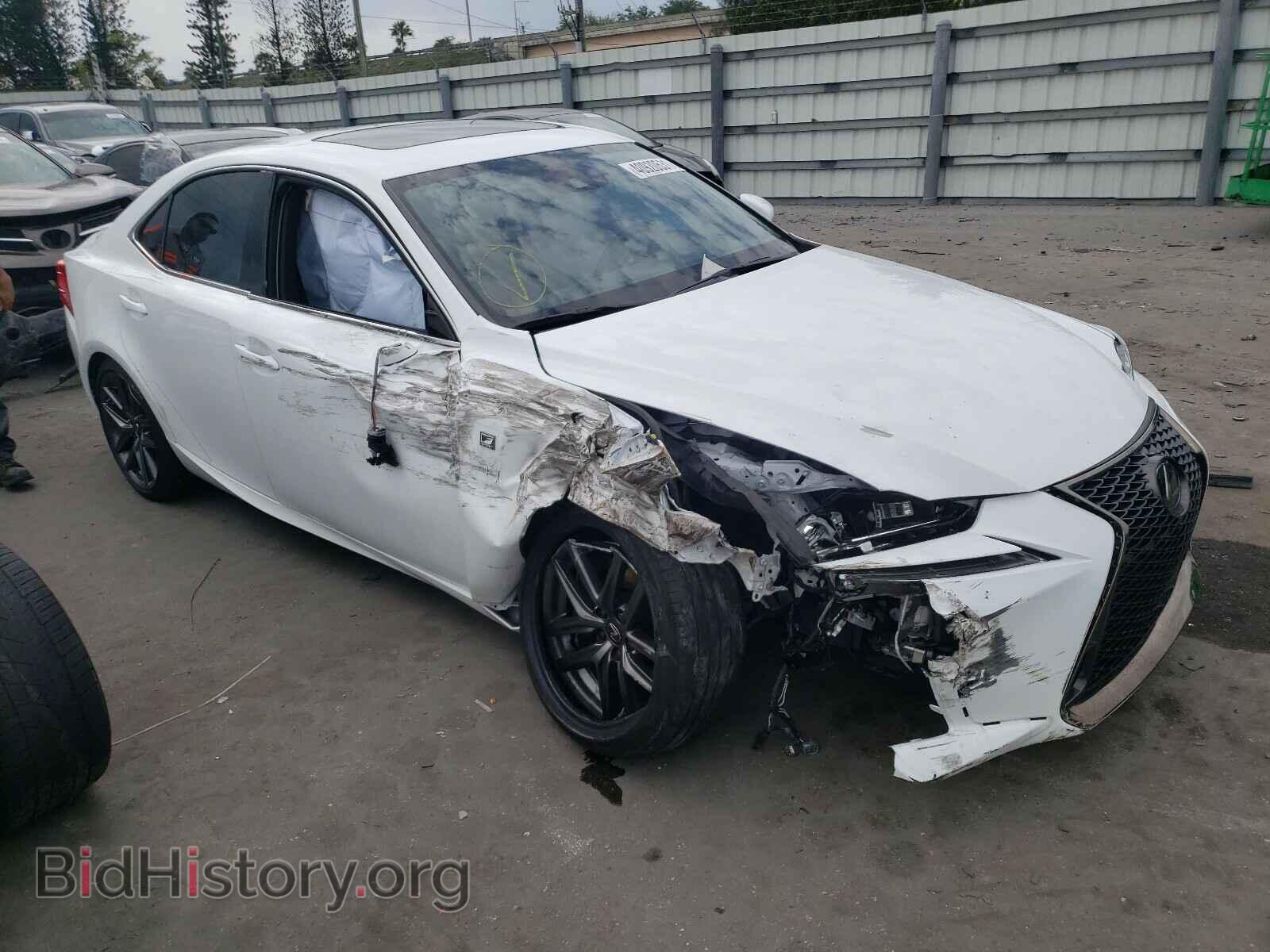 Photo JTHBA1D28K5097587 - LEXUS IS 2019
