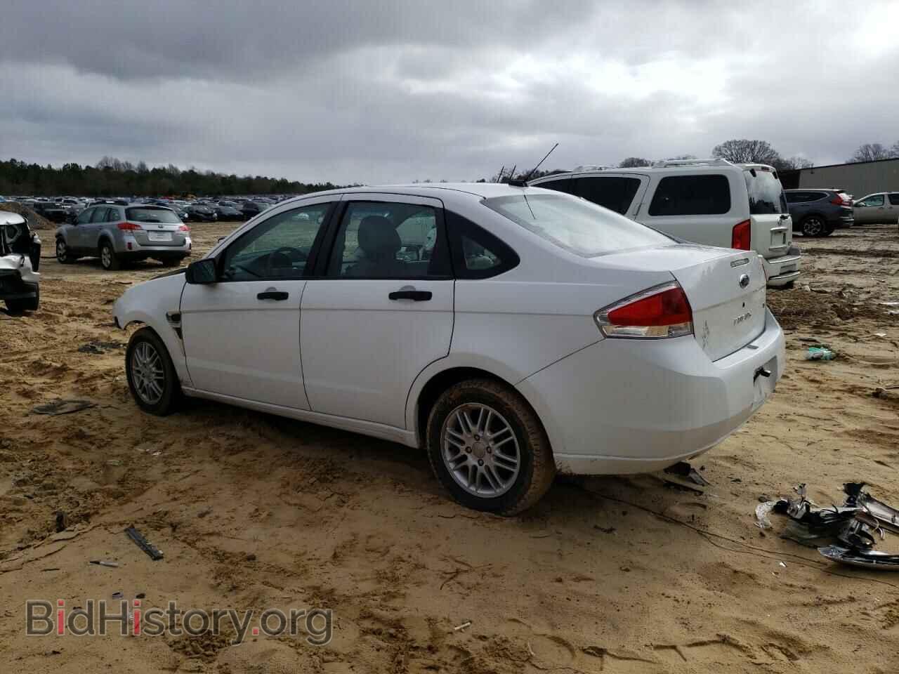 2008 FORD FOCUS - VIN: 1FAHP35N18W240774 - Фото 2