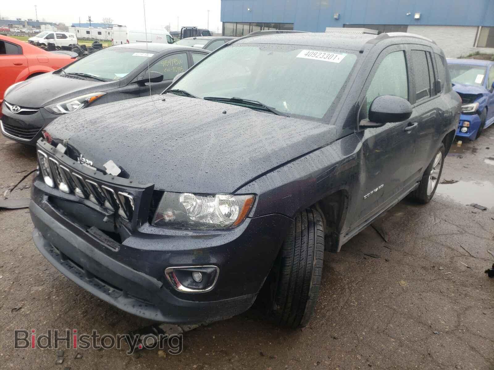 2015 JEEP COMPASS - VIN: 1C4NJCEA5FD209998 - Photo 2