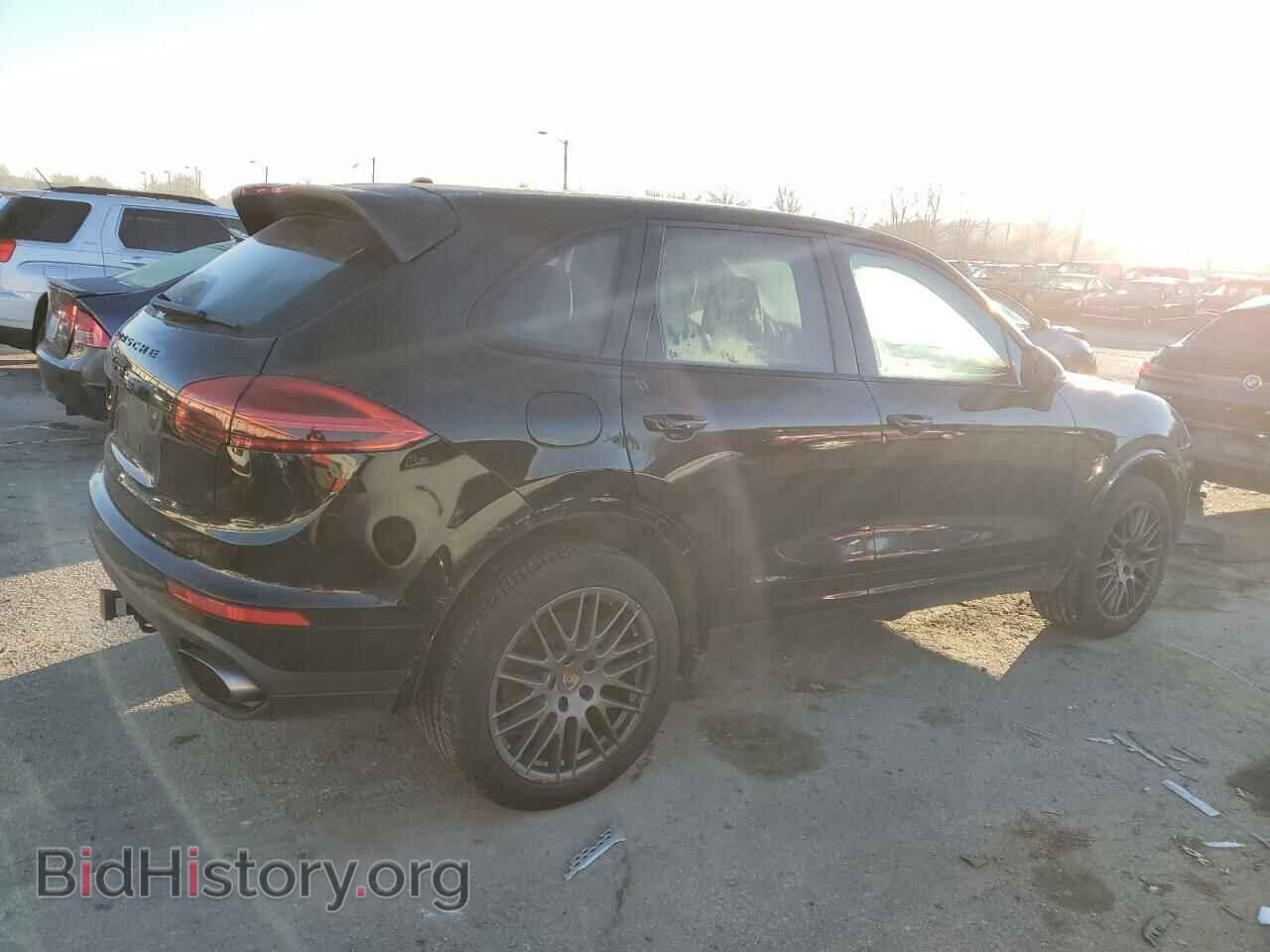 2017 PORSCHE CAYENNE - VIN: WP1AA2A26HKA86961 - Photo 3