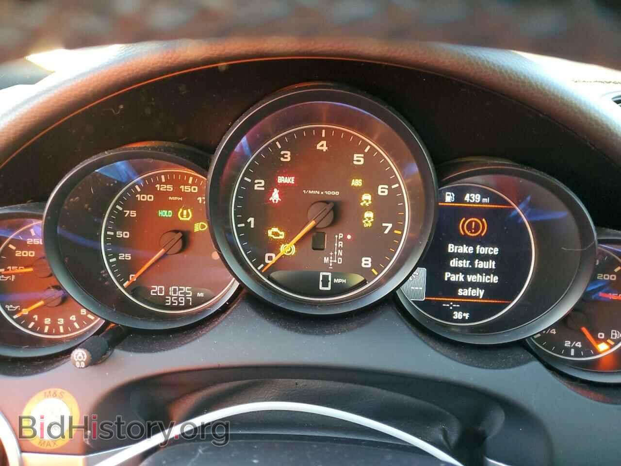 2017 PORSCHE CAYENNE - VIN: WP1AA2A26HKA86961 - Photo 9