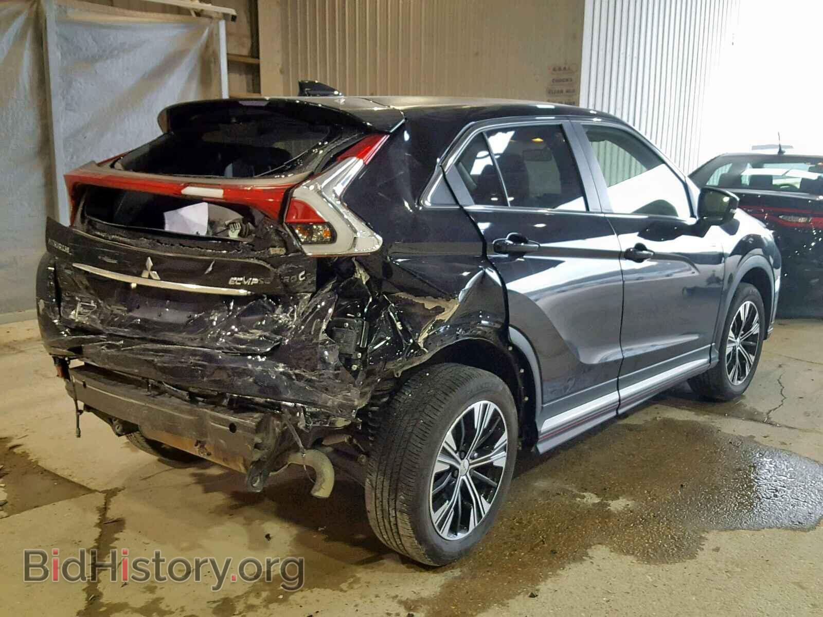 2018 MITSUBISHI ECLIPSE CR - VIN: JA4AT5AA3JZ043707 - Photo 4