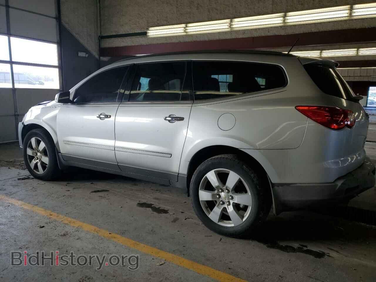 2012 CHEVROLET TRAVERSE - VIN: 1GNKVLED7CJ309140 - Фото 2