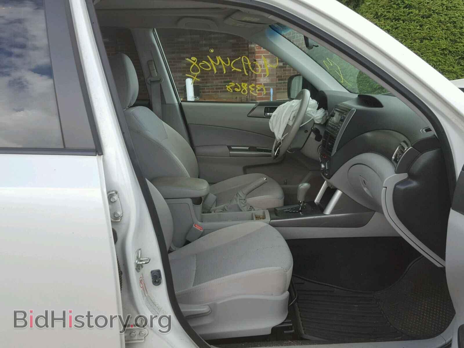 2011 SUBARU FORESTER - VIN: JF2SHADC7BH761223 - Фото 5