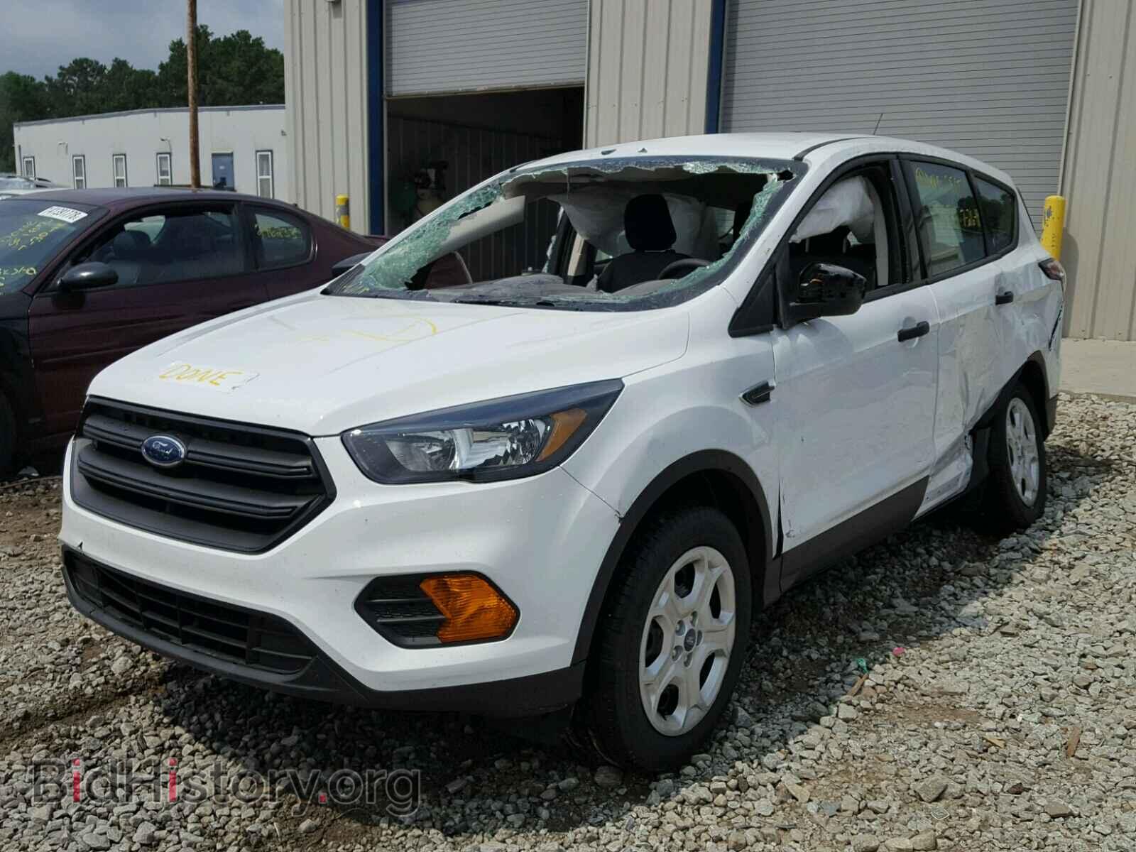 2018 FORD ESCAPE S - VIN: 1FMCU0F78JUC73117 - Фото 2