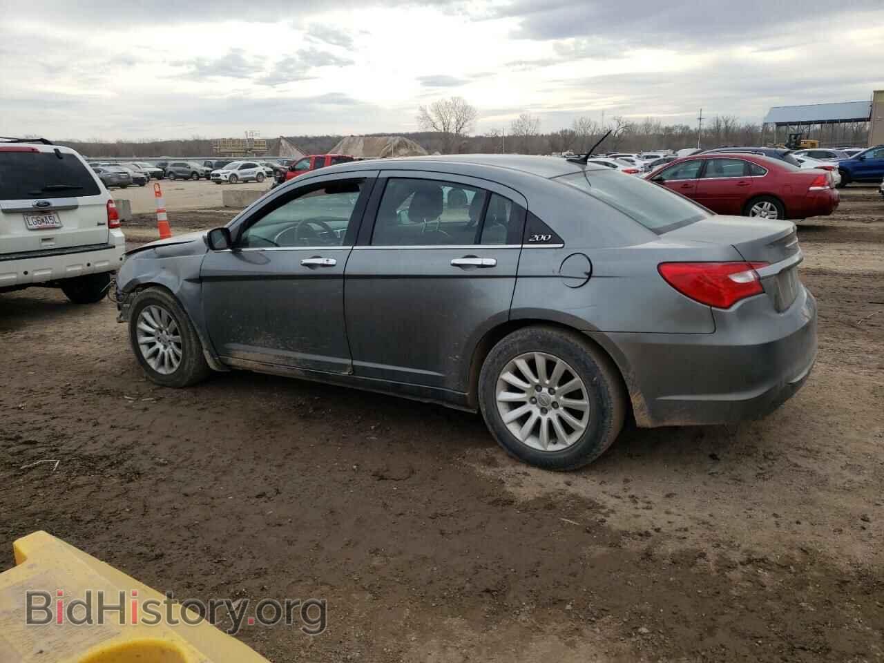 2012 CHRYSLER 200 - VIN: 1C3CCBCG2CN140569 - Фото 2