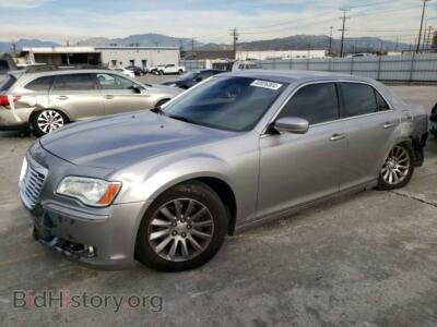 2013 Chrysler 300, серебристый — VIN 2C3CCAAG4DH627456, Copart