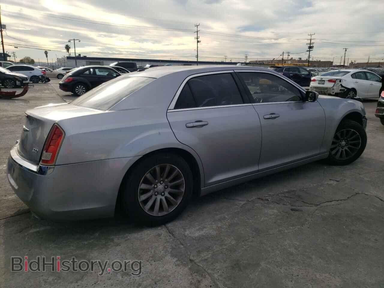 2013 CHRYSLER 300 - VIN: 2C3CCAAG4DH627456 - Фото 3