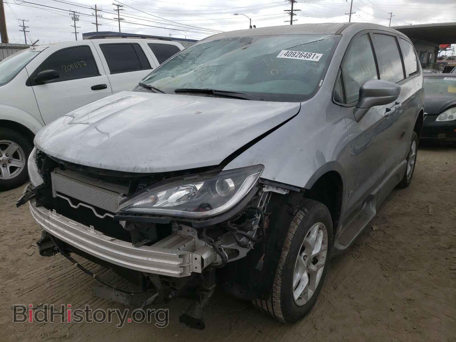2019 CHRYSLER PACIFICA - VIN: 2C4RC1FG7KR598072 - Фото 2