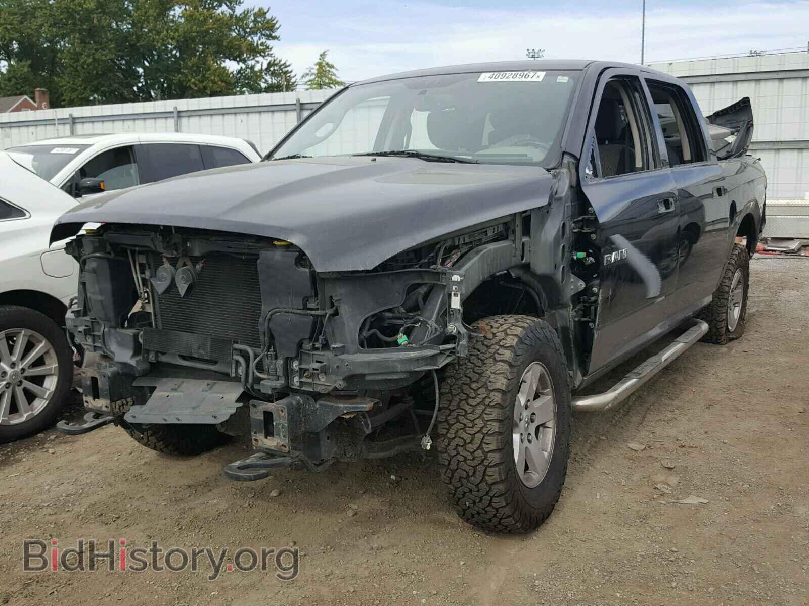 2010 DODGE RAM 1500 - VIN: 1D7RV1CT2AS261288 - Фото 2