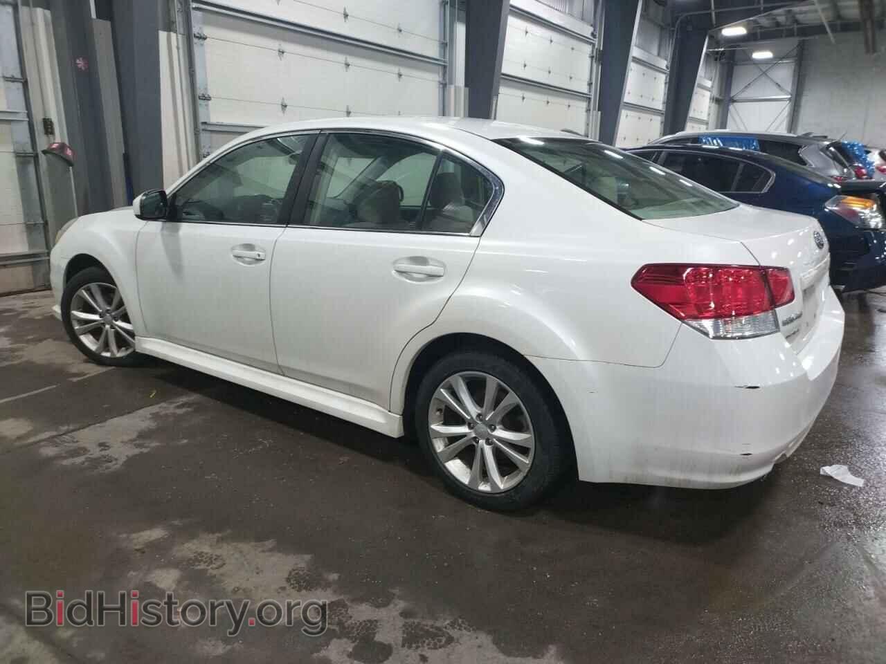 2013 SUBARU LEGACY - VIN: 4S3BMCB67D3023330 - Фото 2