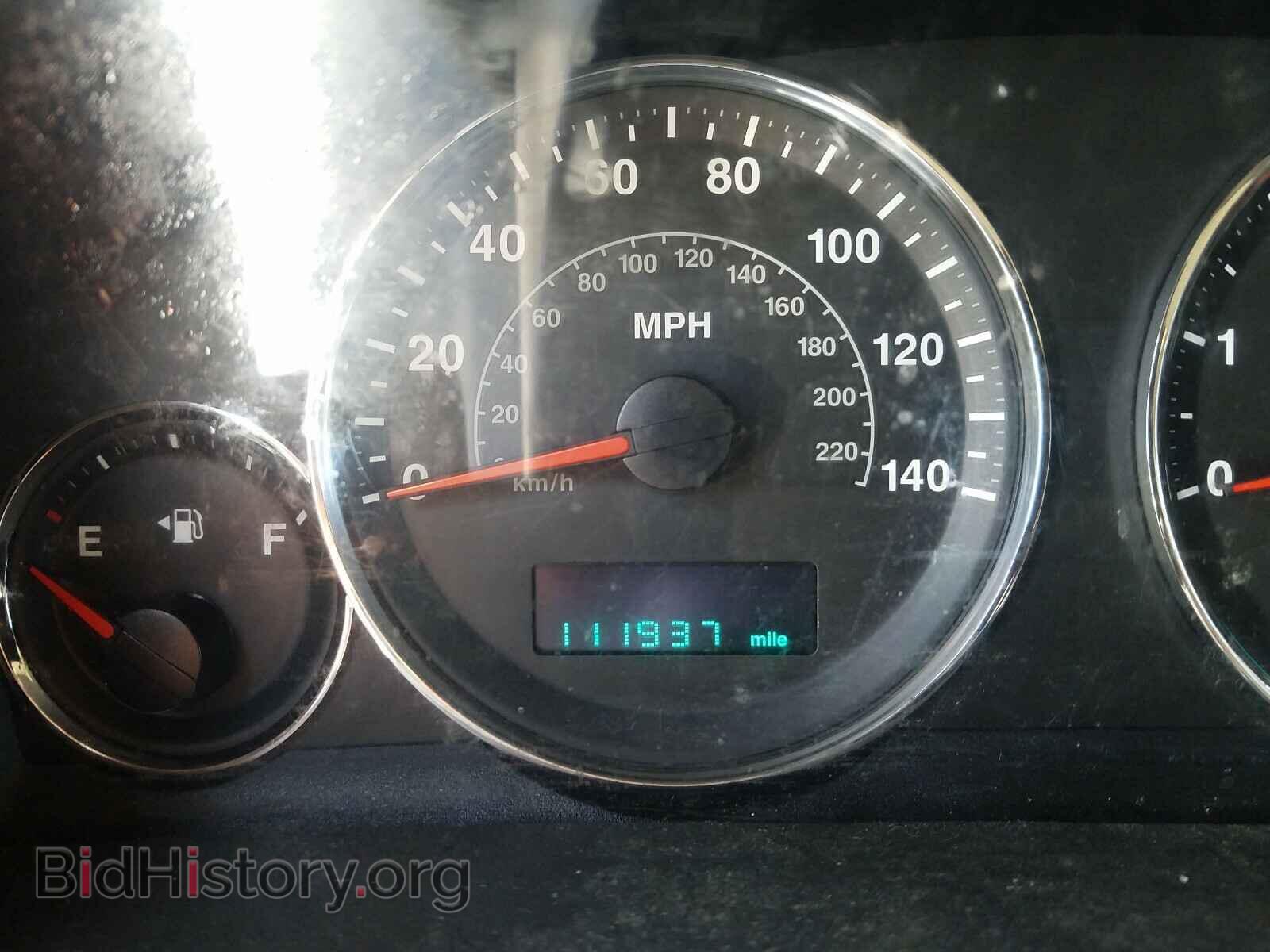 2007 JEEP COMMANDER - VIN: 1J8HG48K47C632125 - Photo 8