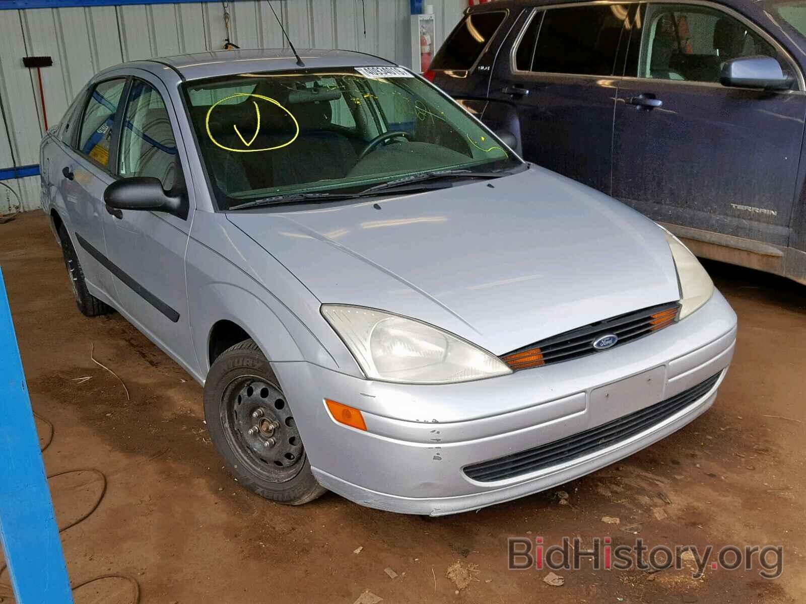 Photo 1FAFP33P6YW359397 - FORD FOCUS 2000