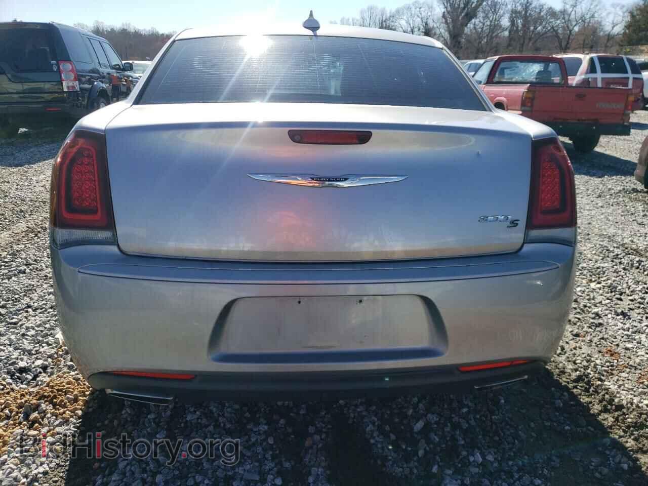 2016 CHRYSLER 300 - VIN: 2C3CCABG2GH167636 - Фото 6