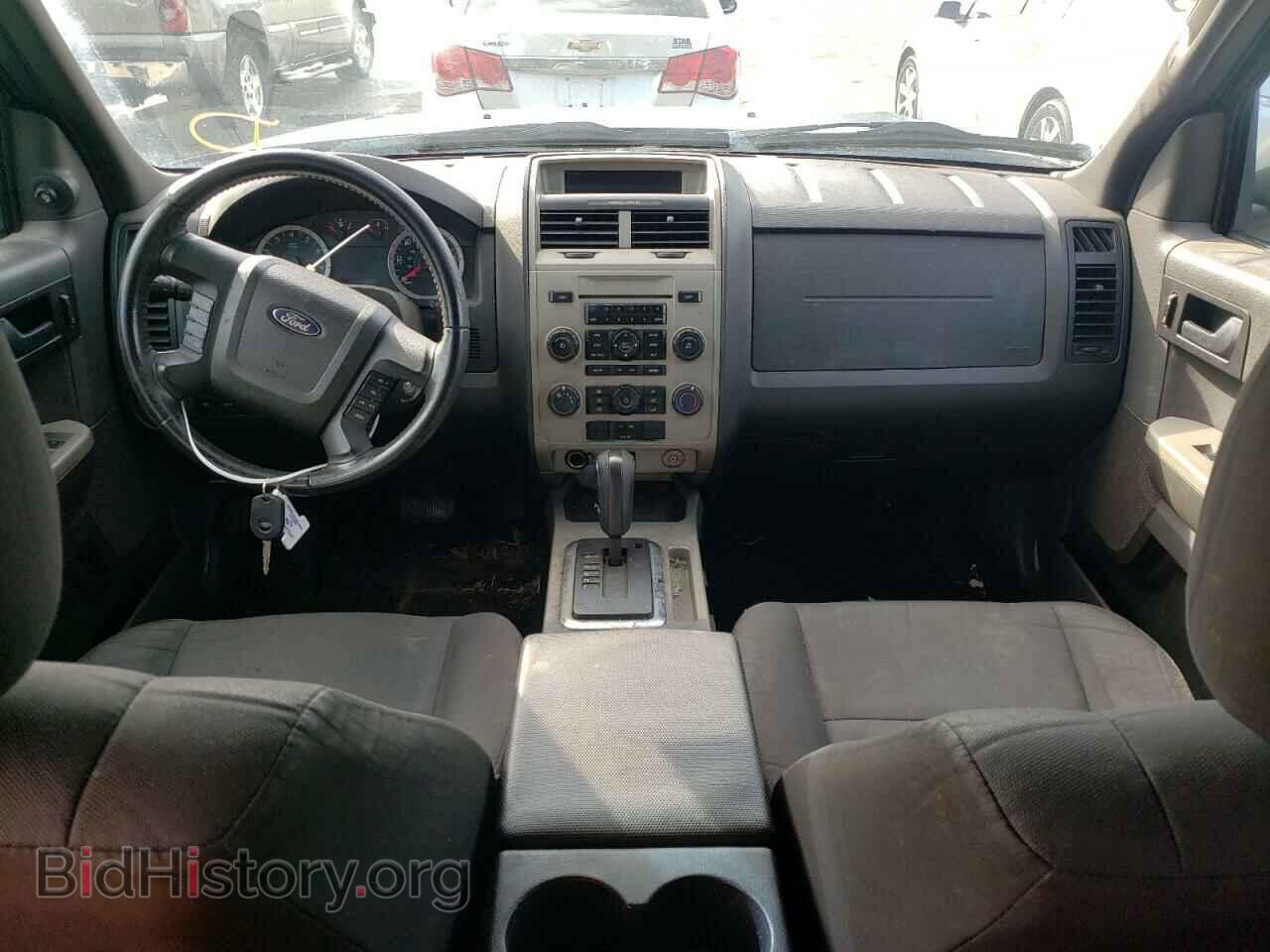 2011 FORD ESCAPE - VIN: 1FMCU0DG4BKC60266 - Фото 8