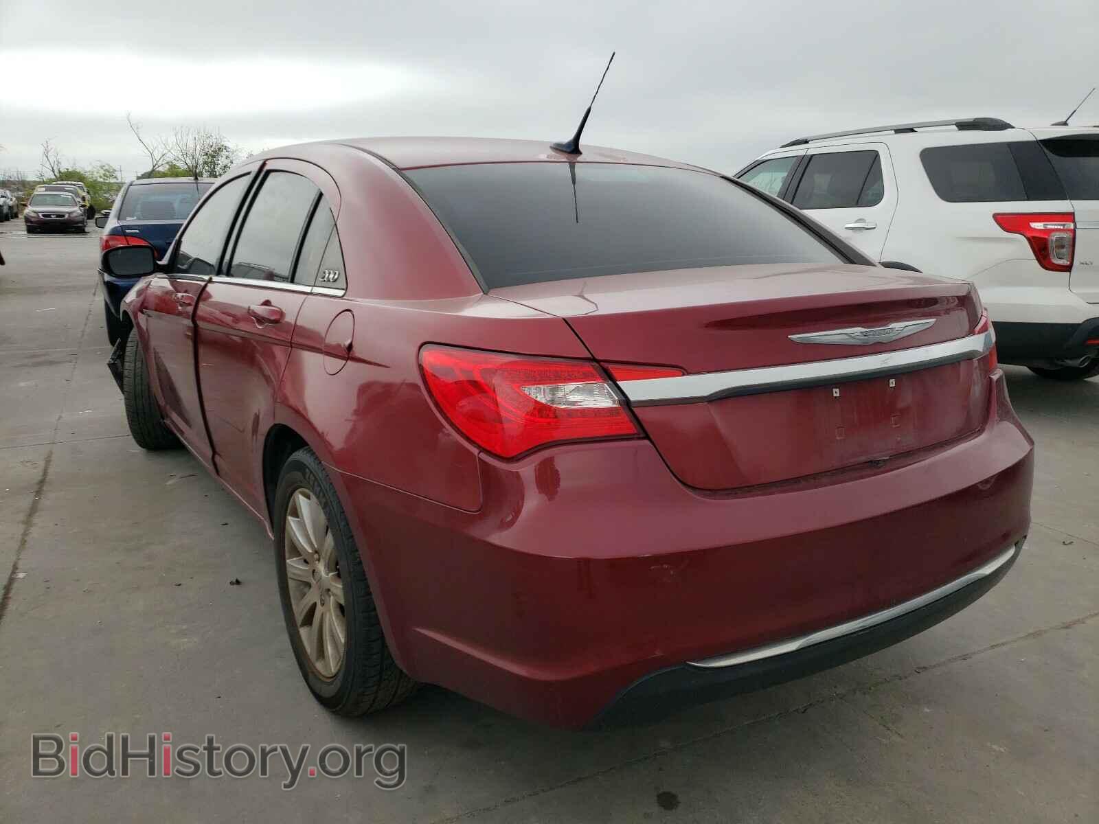 2011 CHRYSLER 200 - VIN: 1C3BC1FB0BN514746 - Фото 3