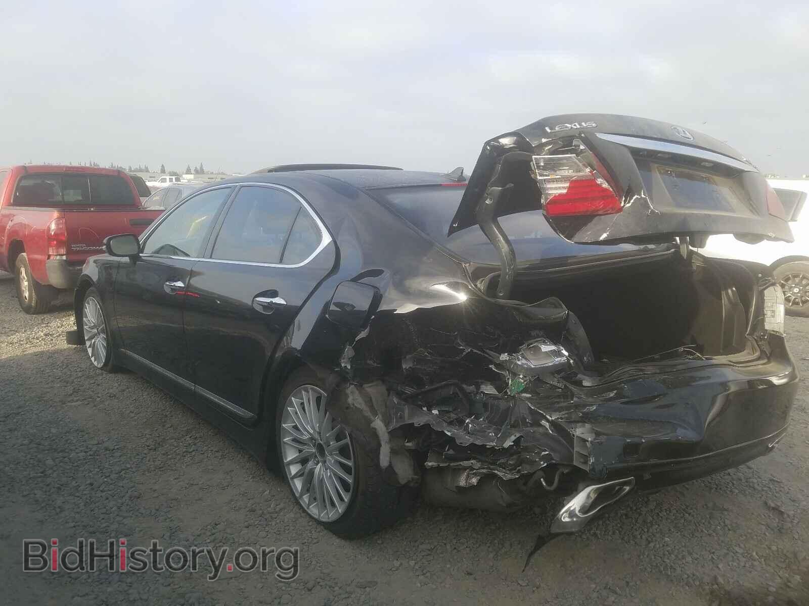 2011 LEXUS LS460 - VIN: JTHBL5EF2B5104441 - Photo 3
