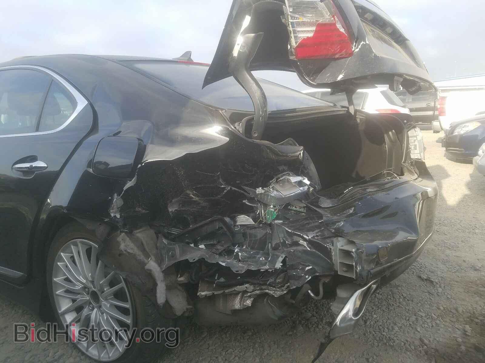 2011 LEXUS LS460 - VIN: JTHBL5EF2B5104441 - Photo 9