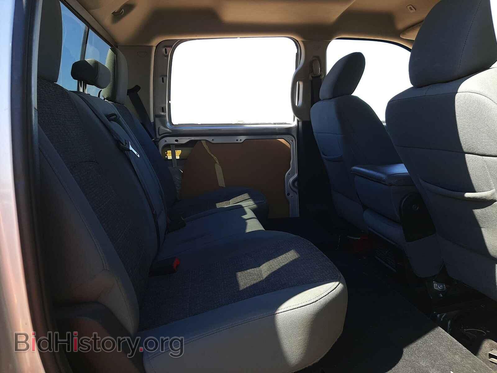 2017 RAM 1500 - VIN: 3C6RR7LT3HG544132 - Фото 6