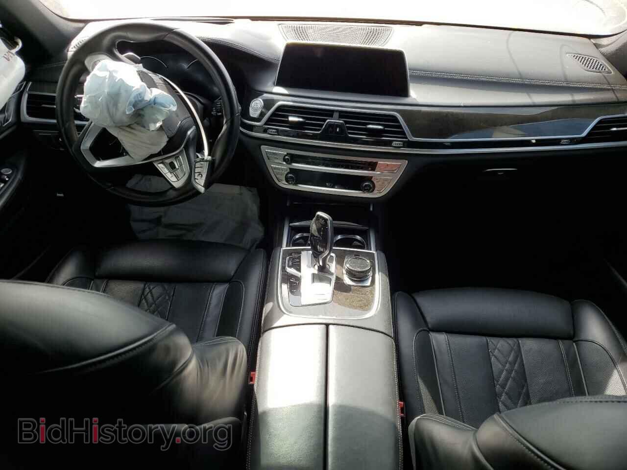 2017 BMW 7 SERIES - VIN: WBA7F0C30HGM21834 - Фото 8