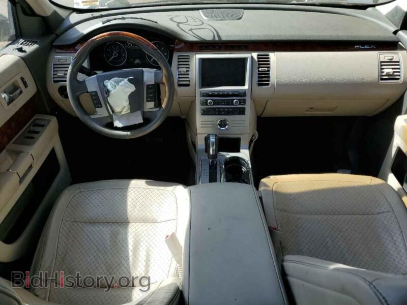2011 Ford FLEX (VIN 2FMGK5DC0BBD11970) — photo 8 of 14